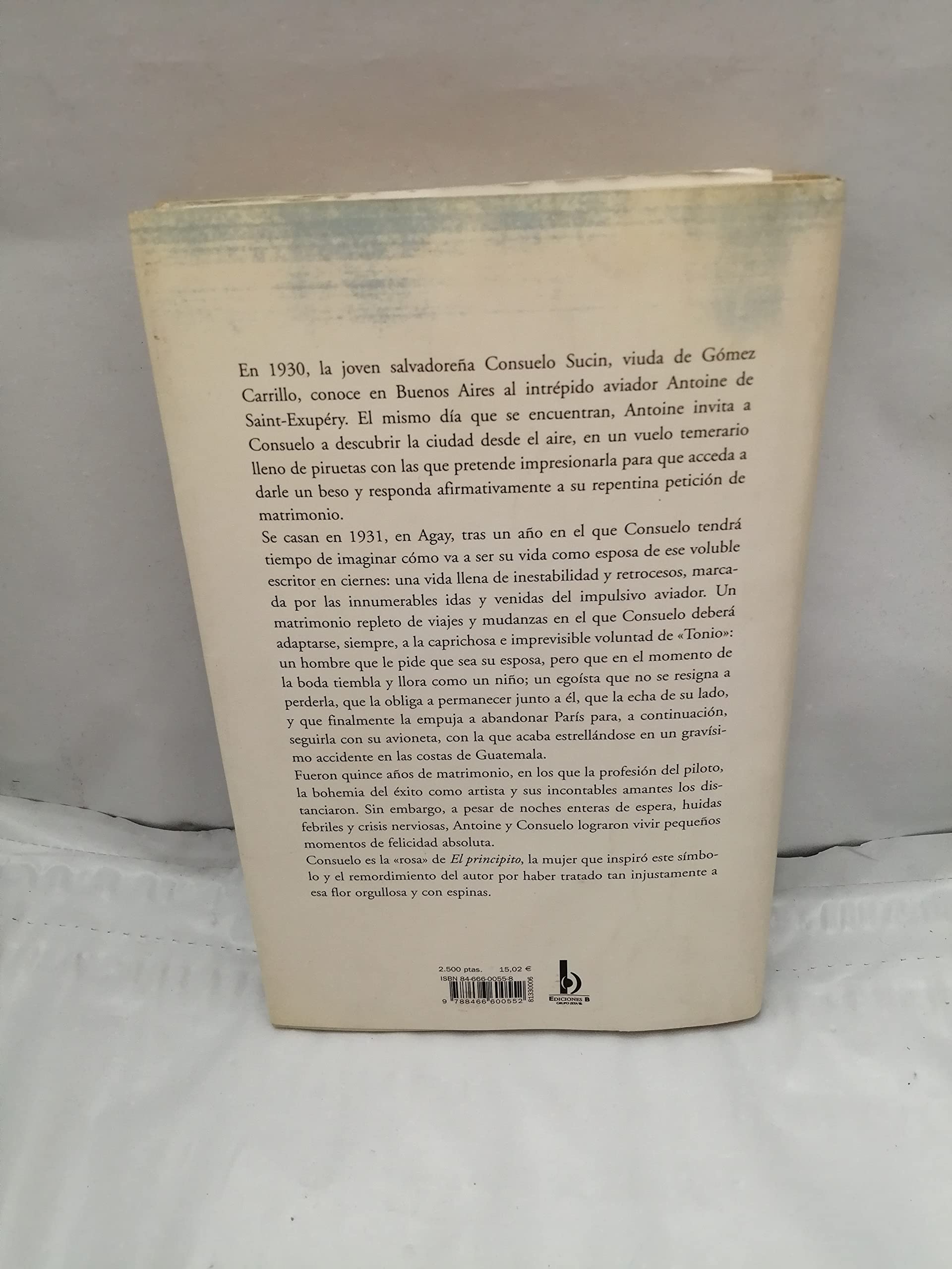 Memorias de la Rosa Saint-Exupéry, Consuelo de
