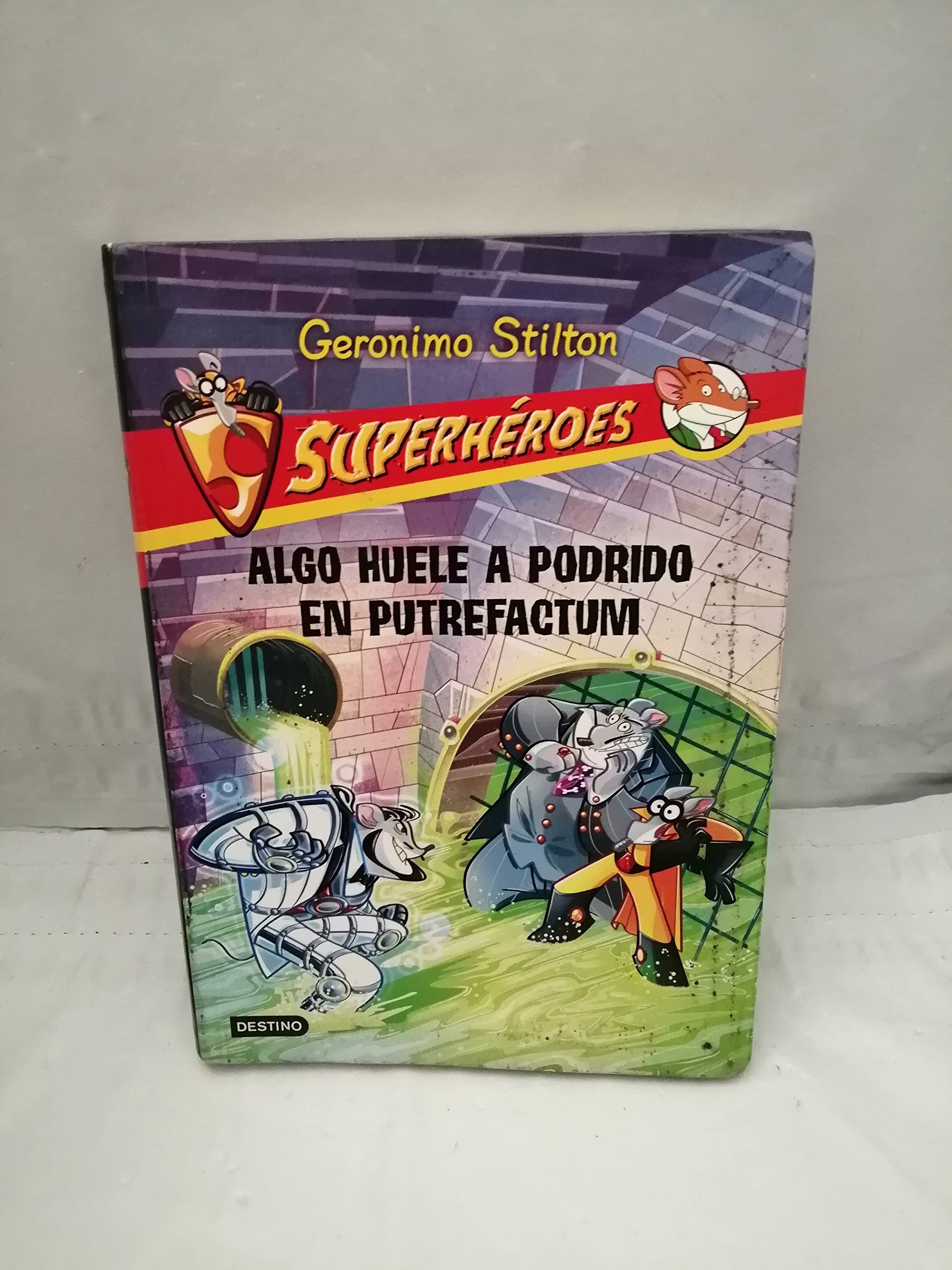 Algo huele a podrido en putrefactum: Superhéroes 10 Stilton, Geronimo and Martí i Viudes, Manel